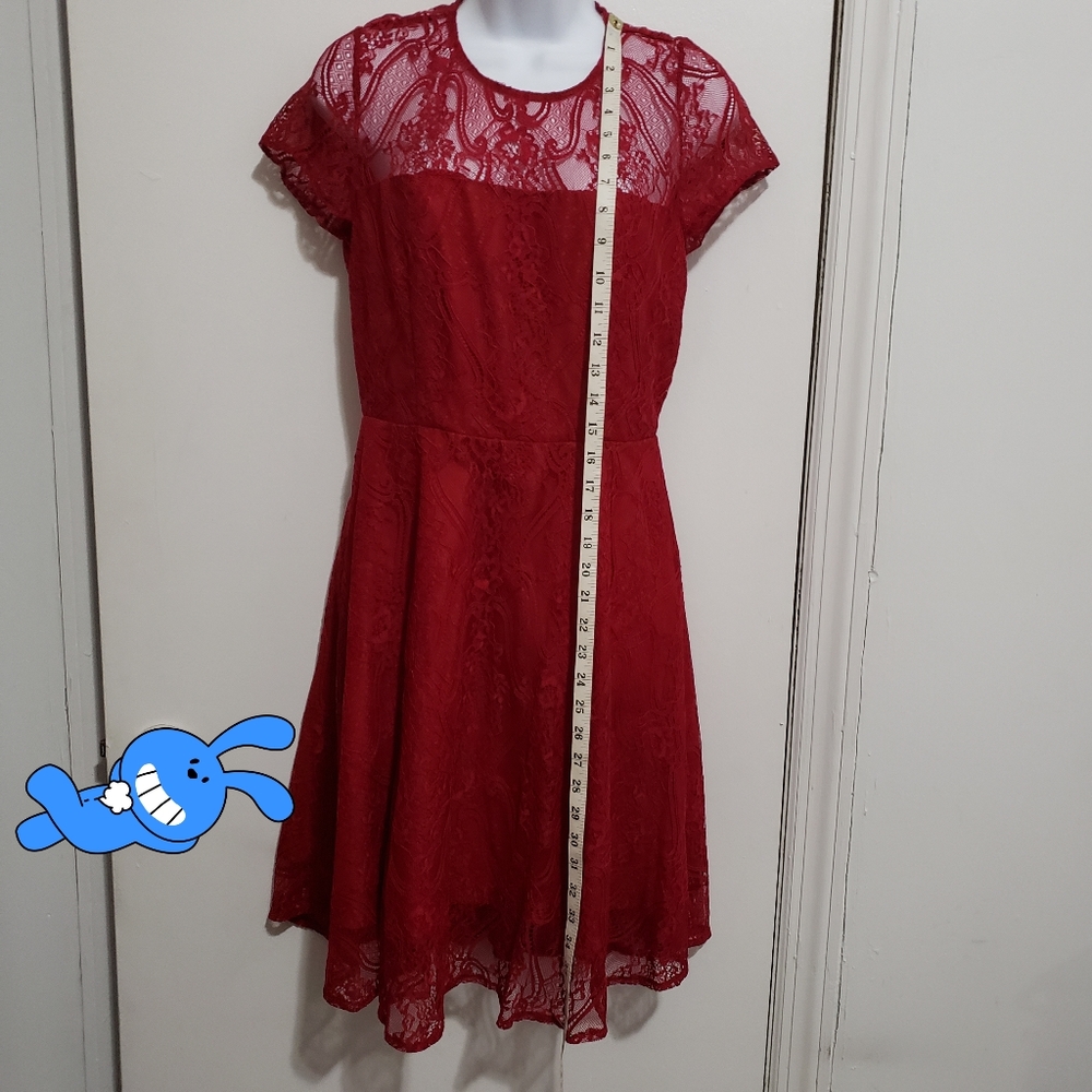 Red dress - Picture 3 of 5